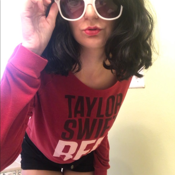 Small Taylor Swift Red Era Sweater(NOW SOLD) - Picture 9 of 10